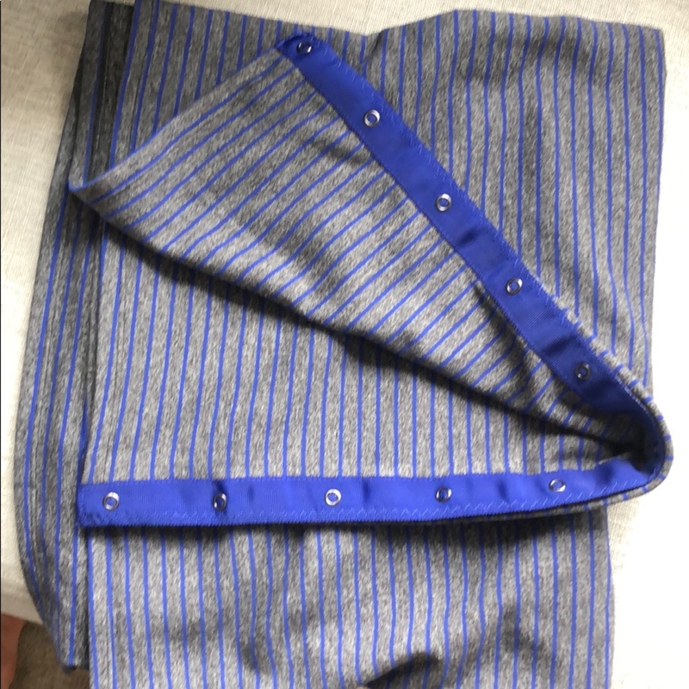 LULULEMON vinyasa scarf